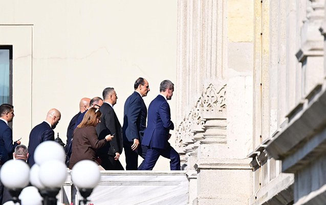 İstanbulda Rusiya-Ukrayna danışıqları başladı - Onlar da iştirak edir