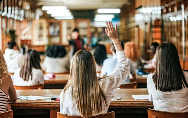 Parlamentdə tələbələrlə bağlı dinləmə keçiriləcək