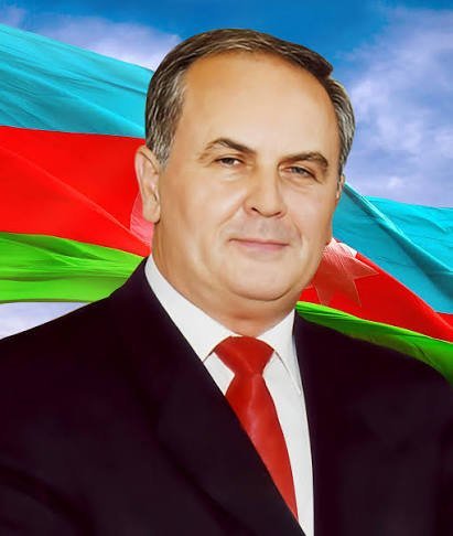 İnformasiya və sahibkarlıq sahəsində öz dəst-xətti ilə seçilən şəxs — Yusif Ələkbərov